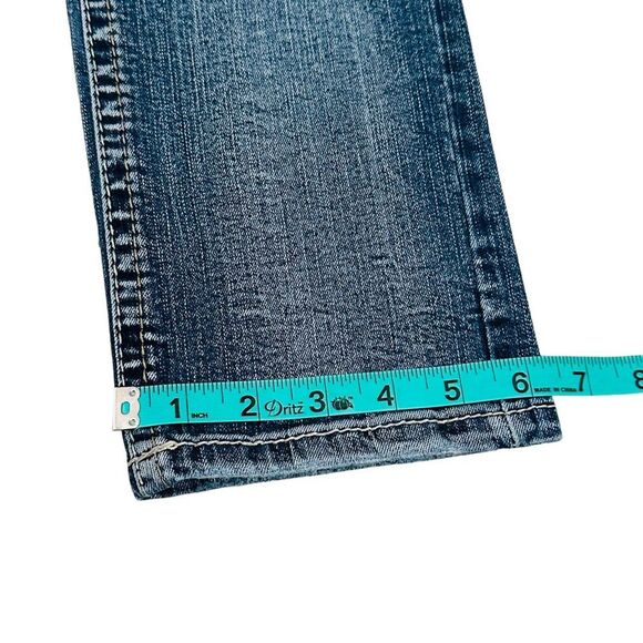 Twentyone Black by Rue 21 Med Wash Distressed Curvy Low Rise Skinny Jeans - 11 - Picture 13 of 14